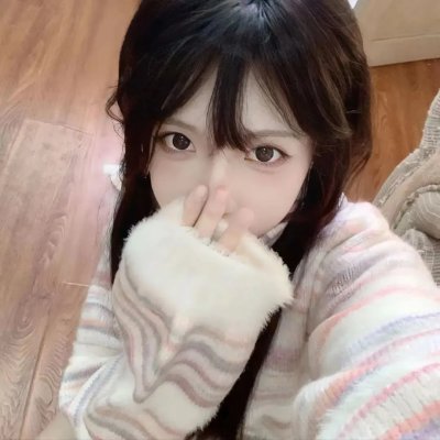 踮起脚尖靠近你